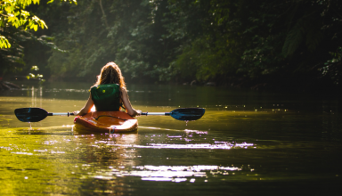 Kayak in Sete Cidades Lagoon
