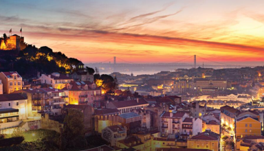 The Best of Lisbon and the North with a Douro Valley Luxury Cruise #1