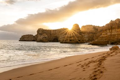 Day 8 - Enjoy the wonderful beaches of the Algarve