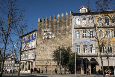 Dia 5 - Conheça Guimarães, o berço de Portugal